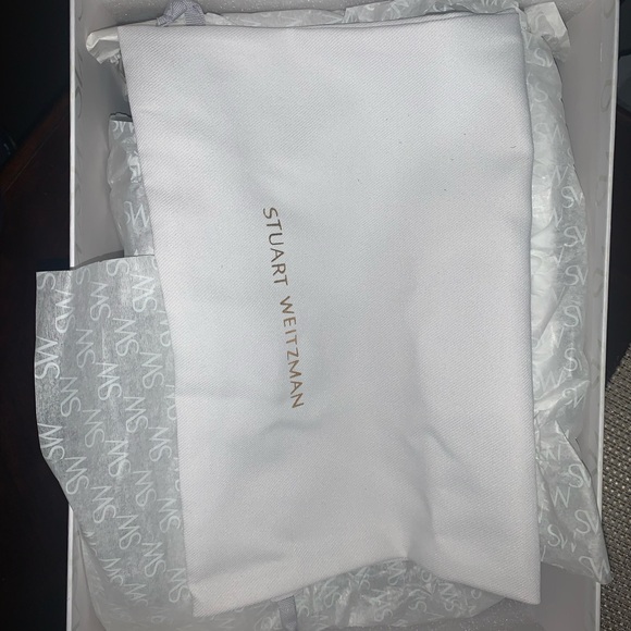 Stuart Weitzman Men White Shoes - Picture 3 of 4